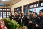Chủ tịch Quốc hội Trần Thanh Mẫn dâng hương tưởng nhớ Chủ tịch Hồ Chí Minh