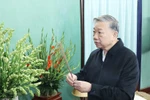 Tổng Bí thư Tô Lâm dâng hương tưởng niệm Chủ tịch Hồ Chí Minh tại Nhà 67