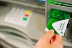 Vietcombank miễn phí đổi thẻ Connect24 phiên bản Chip Contactless