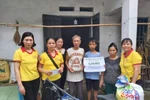 Sau biến cố của gia đình, cô Hường đam mê làm thiện nguyện