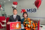 MSB trao 16 iPhone 15 cho khách hàng trúng thưởng
