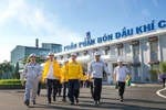 Đồng chí Trần Quốc Vượng thăm cụm công nghiệp Khí Điện Đạm Cà Mau