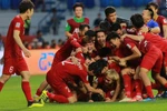 Bay thẳng sang UAE cổ vũ đội tuyển Việt Nam