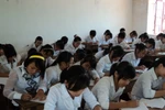 Không nên lạm dụng các sự kiện nóng trong các đề Ngữ văn