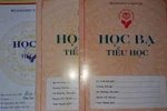 Một học sinh Tiểu học đang có tới 3 cuốn học bạ