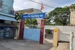 Giáo viên bắt học sinh không được khép miệng nguyên cả tiết học