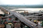 Có nên ngừng đổi đất lấy hạ tầng?