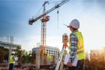 Thị trường bất động sản “nóng” trở lại, nhiều nhóm ngành hưởng lợi