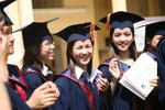 Hoa thơm, mỗi bộ ngành hưởng một tí và chuyện "bờ vùng, bờ thửa"