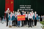 Báo Xây dựng tổ chức chương trình trao tặng xe đạp “Cùng em tới trường”