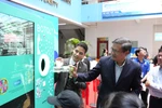 Trường Đại học Mở TP.HCM lắp đặt máy xử lý vỏ chai nhựa, vỏ lon tự động Botol