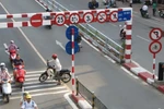 VIDEO: Thêm những pha vi phạm GT lạnh gáy ở cầu cạn Tây Sơn - Chùa Bộc