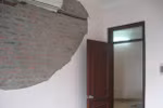 Clip: Căn hộ tường rạn nứt, bong tróc ở tòa nhà 17T1 (Vinaconex)