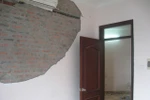 Clip: Căn hộ tường rạn nứt, bong tróc ở tòa nhà 17T1 (Vinaconex)