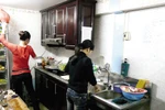 Chuyện ngược đời: Chủ nhà chiều ôsin như "chiều vong"