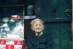 Góc ảnh: Những khoảnh khắc của người cao tuổi chỉ có ở Việt Nam (P4)