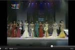 Sốc với ảnh 'gà cưng' của Khắc Tiệp nhét tiền đầy ngực 