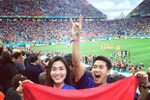 Hà Tăng bị "ném đá" vì cầm ngược cờ tổ quốc cổ vũ World Cup ở Brazil