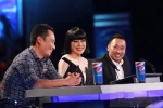 Vietnam Idol: MC, BGK 'định hướng' khán giả nhắn tin bình chọn?