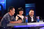 Vietnam Idol: MC, BGK 'định hướng' khán giả nhắn tin bình chọn?