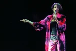 Whitney Houston còn lên sàn nhảy trước khi đột tử