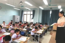 Dạy tiếng Anh bắt buộc từ lớp 1: Lãnh đạo trường nói vướng mắc lớn nhất là giáo viên