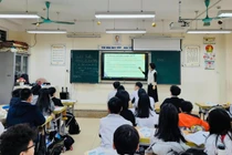 Hà Nội: Hiệu trưởng khuyên học sinh vững kiến thức cơ bản, không quá lo về môn thi thứ 3 vào 10