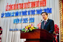 "Điểm chung của nghề thầy giáo và thầy thuốc là mang giá trị nhân văn cao cả"