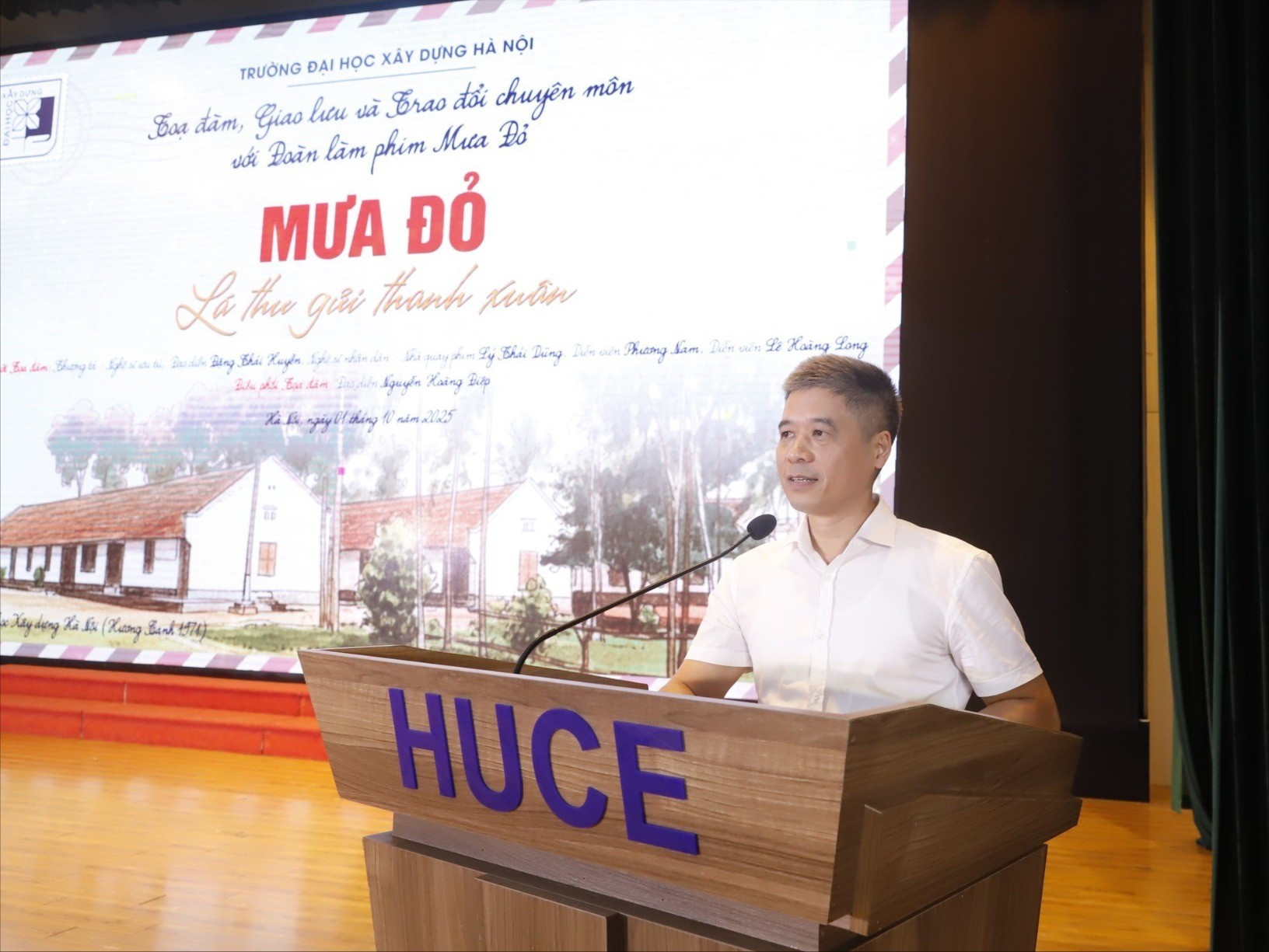 Phó Giáo sư, Tiến sĩ Hoàng Tùng – Hiệu trưởng Trường Đại học Xây dựng Hà Nội. 558170035-1238770868274944-7784654195964501104-n-5457.jpg
