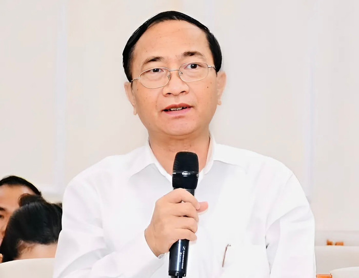 Tiến sĩ Hoàng Ngọc Vinh - nguyên Vụ trưởng Vụ Giáo dục chuyên nghiệp (Bộ Giáo dục và Đào tạo). Ảnh: NVCC snapedit-1749278031484.jpg