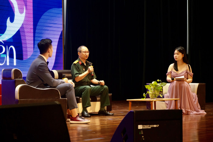 Talkshow truyền cảm hứng với chia sẻ xúc động của cựu chiến binh Đinh Văn Chiến. Ảnh: BTC 1749453313879.jpg