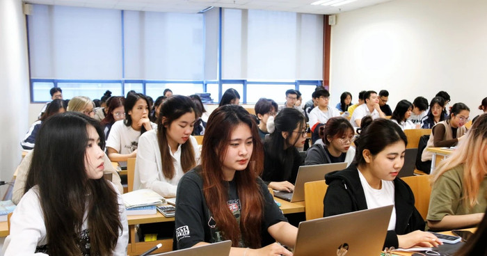 Sinh viên ngành Kỹ thuật phần mềm tại Đại học Kinh tế Quốc dân. Ảnh: Mộc Trà sv-ktqd-6775.jpg