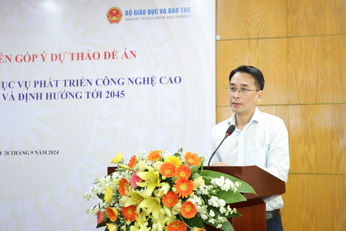 Giáo sư, Tiến sĩ Chử Đức Trình - Hiệu trưởng Trường Đại học Công nghệ, Đại học Quốc gia Hà Nội. Ảnh: website nhà trường 481071075-1100278355232976-6222857732376194247-n.jpg