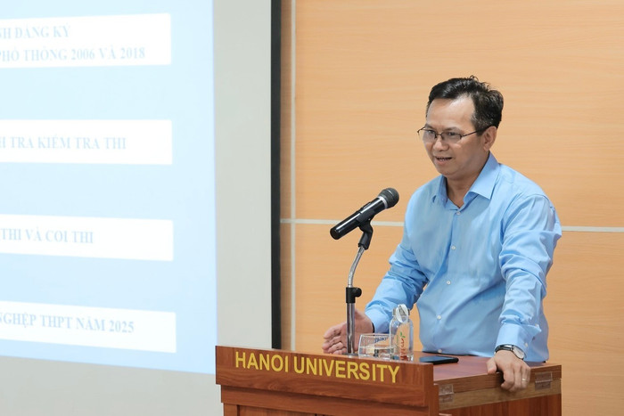 Tiến sĩ Nguyễn Tiến Dũng - Phó Hiệu trưởng Trường Đại học Hà Nội. Ảnh: website nhà trường 506400964-709777641674145-1814688351077606705-n.jpg