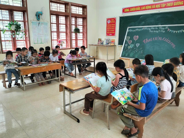 Một lớp học tại Trường Tiểu học Chiềng Sơn, xã Chiềng Sơn, tỉnh Sơn La. Ảnh: website nhà trường 481205952-665684275804056-5819181307010043078-n.jpg