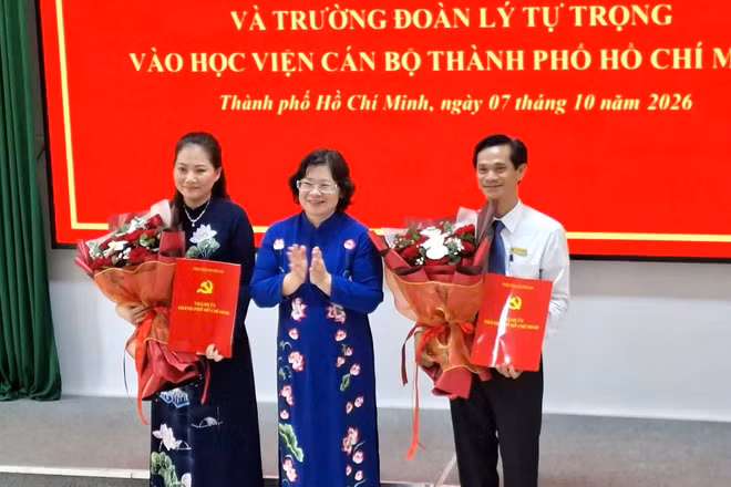  Tiến sĩ Nguyễn Thị Nhật Hằng làm Giám đốc Học viện Cán bộ Thành phố Hồ Chí Minh