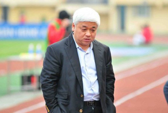 "Bầu Kiên" đã chỉ đạo Thường trực HĐQT Ngân hàng ACB dùng tiền huy động của dân ủy thác cho các tổ chức và cá nhân gửi tiền VNĐ và USD vào các tổ chức tín dụng trái phép. "Bầu Kiên" đã chỉ đạo Thường trực HĐQT Ngân hàng ACB dùng tiền huy động của dân ủy thác cho các tổ chức và cá nhân gửi tiền VNĐ và USD vào các tổ chức tín dụng trái phép.