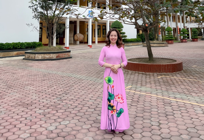 Cô Lưu Thị Thanh Tú – giáo viên tiếng Anh Trường Trung học phổ thông Hàm Rồng (tỉnh Thanh Hóa). Ảnh: NVCC