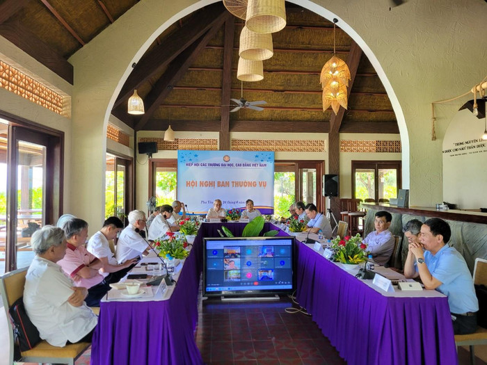 Toàn cảnh Hội nghị Ban thường vụ Hiệp hội lần thứ 3, nhiệm kỳ II (2020 - 2025). Toàn cảnh Hội nghị Ban thường vụ Hiệp hội lần thứ 3, nhiệm kỳ II (2020 - 2025).
