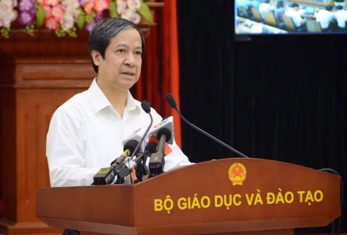 Bộ trưởng Bộ Giáo dục và Đào tạo Nguyễn Kim Sơn phát biểu khai mạc Hội nghị trực tuyến (Ảnh: Bộ Giáo dục và Đào tạo)