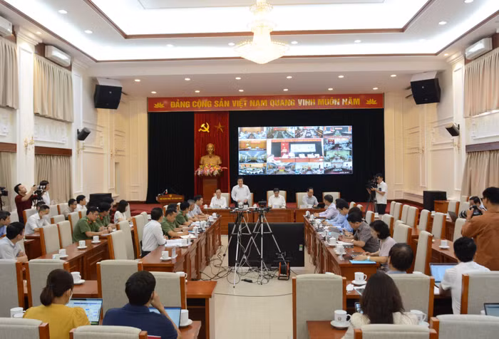 Toàn cảnh Hội nghị trực tuyến về công tác thi Tốt nghiệp trung học phổ thông năm 2022. (Ảnh: Bộ Giáo dục và Đào tạo)