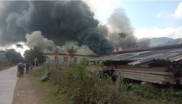 Hiện trường vụ hỏa hoạn. (Ảnh: Đ.X) Hiện trường vụ hỏa hoạn. (Ảnh: Đ.X)