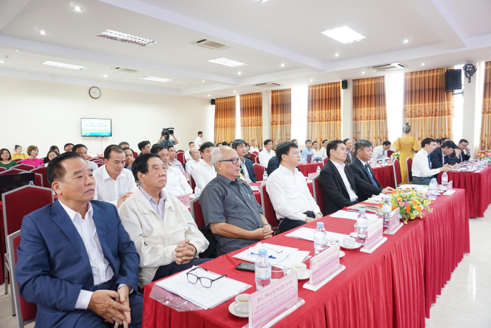 Lễ Ra mắt Câu lạc bộ Khối đào tạo Nông nghiệp, Lâm nghiệp, Thủy sản. (Ảnh: Nguyên Phương)