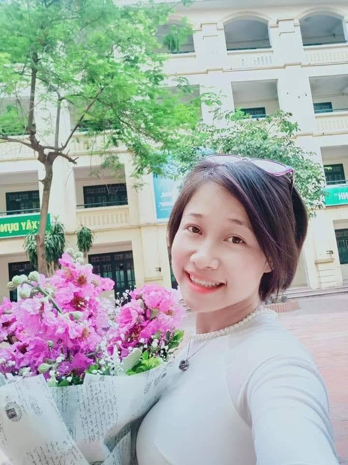 Cô Trần Thị Nhung - giáo viên tiếng Anh kiêm Tổng phụ trách đội Trường Trung học cơ sở Giáp Bát (Hoàng Mai - Hà Nội), Chủ nhiệm Câu lạc bộ Từ trái tim đến trái tim. (Ảnh: NVCC)