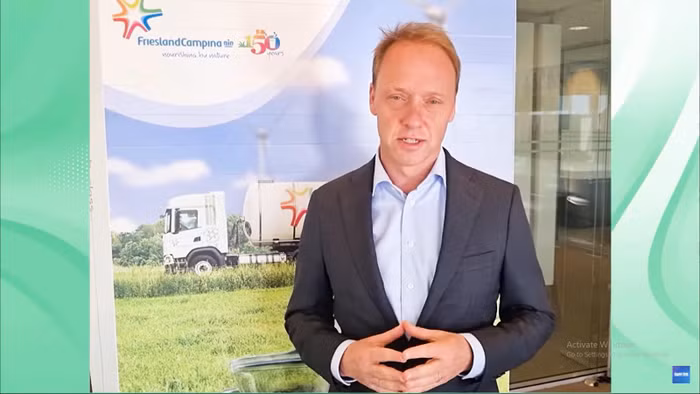 Ông Hein Schumacher, Tổng Giám đốc toàn cầu của Tập đoàn FrieslandCampina gửi lời cảm ơn đến Chính phủ Việt Nam, đến các đối tác kinh doanh và nhà cung cấp, hàng triệu người tiêu dùng Việt Nam.