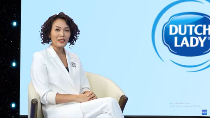 Bà Tạ Thúy Hà - Giám đốc Tiếp thị sữa tiêu dùng FrieslandCampina Việt Nam.