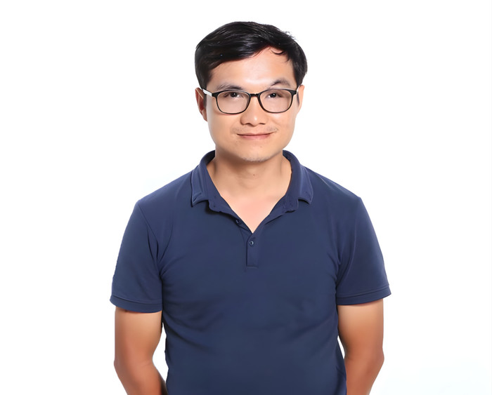 Anh Đinh Tiến Đăng, Quản lý trang trại tại Công ty Trách nhiệm hữu hạn HiFarm. Ảnh: NVCC 2 DN anh Đăng quản lý.jpeg