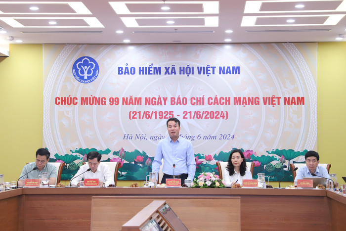 Tổng Giám đốc Bảo hiểm Xã hội Việt Nam Nguyễn Thế Mạnh phát biểu tại Hội nghị. IMG_2819.JPG