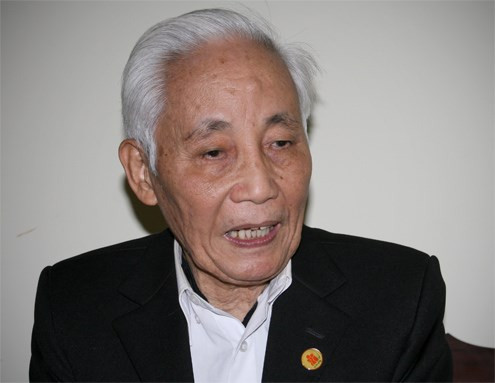 Luật sư Lê Đức Tiết – Phó chủ nhiệm Hội đồng tư vấn pháp luật của Ủy ban Trung ương Mặt trận Tổ quốc Việt Nam Luật sư Lê Đức Tiết – Phó chủ nhiệm Hội đồng tư vấn pháp luật của Ủy ban Trung ương Mặt trận Tổ quốc Việt Nam