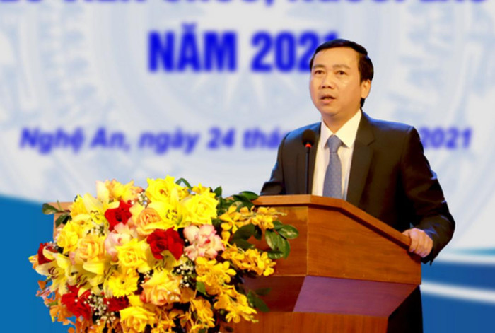 Tiến sĩ Nguyễn Ngọc Hiền – Chủ tịch Hội đồng trường Trường Đại học Vinh cho rằng, cần xây dựng dữ liệu đào tạo giáo viên và dữ liệu giáo viên trong cả nước để tiến tới đào tạo giáo viên theo nhu cầu. (Ảnh: Trường Đại học Vinh) Tiến sĩ Nguyễn Ngọc Hiền – Chủ tịch Hội đồng trường Trường Đại học Vinh cho rằng, cần xây dựng dữ liệu đào tạo giáo viên và dữ liệu giáo viên trong cả nước để tiến tới đào tạo giáo viên theo nhu cầu. (Ảnh: Trường Đại học Vinh)